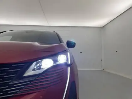 Photo 59 Peugeot 3008  Hybrid 225 e-EAT8