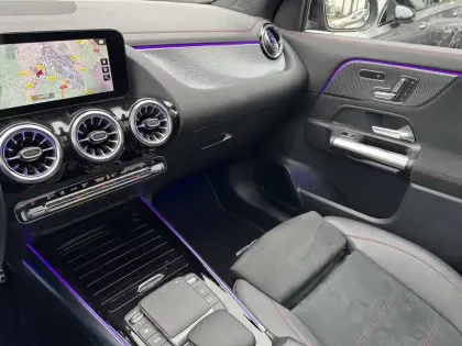 Photo 10 Mercedes EQA  250