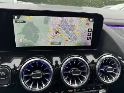 Photo 6 Mercedes EQA  250