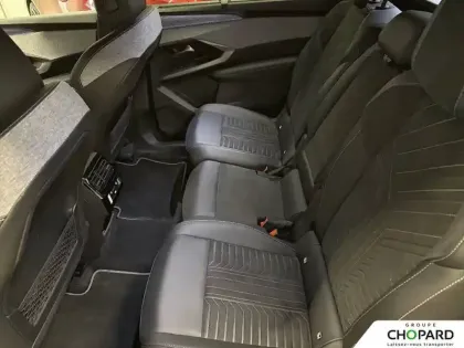 Photo 79 Peugeot 5008  Hybrid 145 e-DCS6