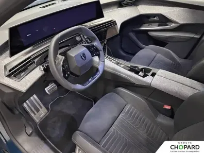 Photo 62 Peugeot 5008  Hybrid 145 e-DCS6