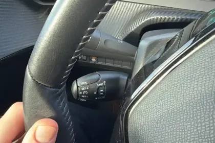 Photo 20 Peugeot 208  Electrique 50 kWh 136ch