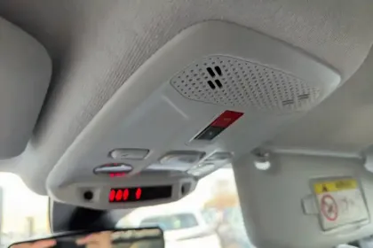 Photo 23 Peugeot 208  Electrique 50 kWh 136ch