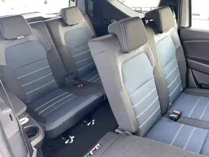 Photo 5 Dacia Jogger  Hybrid 155 7 places