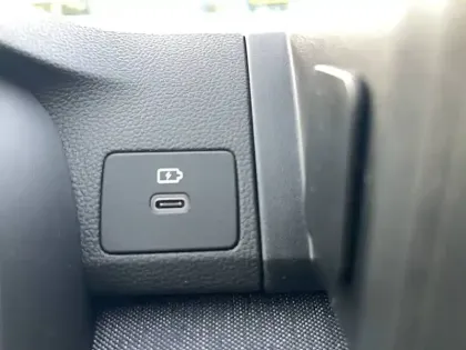 Photo 70 Dacia Jogger  Hybrid 155 7 places