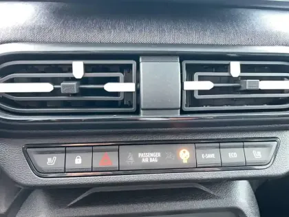 Photo 60 Dacia Jogger  Hybrid 155 7 places