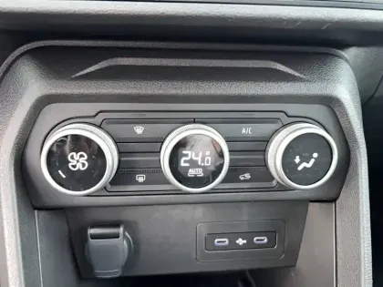 Photo 16 Dacia Jogger  Hybrid 155 7 places