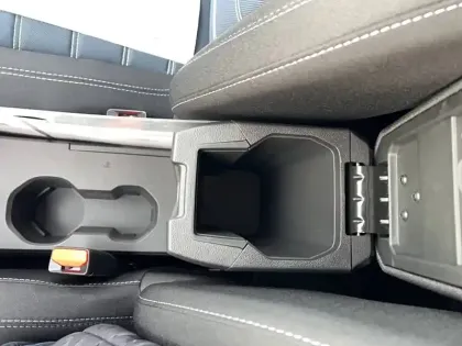 Photo 63 Dacia Jogger  Hybrid 155 7 places