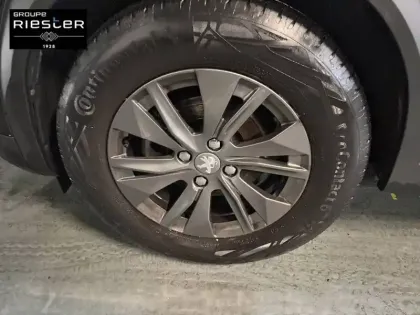 Photo 12 Peugeot 2008  PureTech 100 S&S BVM6