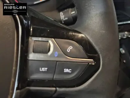 Photo 22 Peugeot 2008  PureTech 100 S&S BVM6