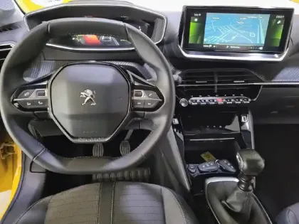 Photo 7 Peugeot 208  PureTech 100 S&S BVM6