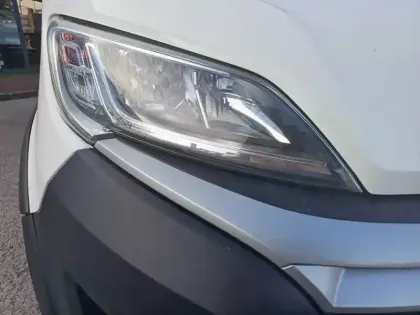 Photo 15 Citroën Jumper  CHASSIS DBLE CAB 4-35 L4 BLUEHDi 130 BVM6