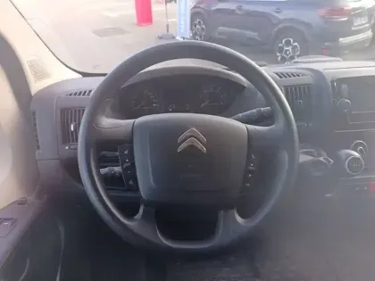 Photo 8 Citroën Jumper  CHASSIS DBLE CAB 4-35 L4 BLUEHDi 130 BVM6