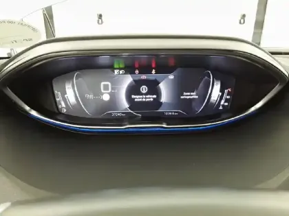 Photo 9 Peugeot 5008  PureTech 130ch S&S BVM6