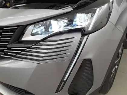 Photo 15 Peugeot 5008  PureTech 130ch S&S BVM6