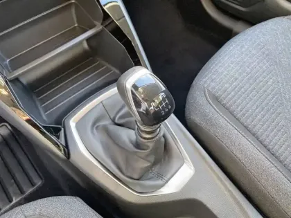 Photo 65 Peugeot 208  100 S&S BVM6