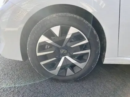 Photo 12 Peugeot 208  100 S&S BVM6