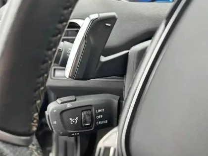 Photo 27 Peugeot 3008  Hybrid 225 e-EAT8