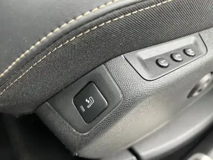 Photo 23 Peugeot 3008  Hybrid 225 e-EAT8