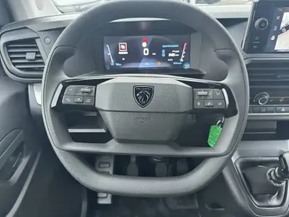 Photo 29 Peugeot Expert  FGN M DIESEL 120 CH MANUELLE