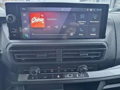 Photo 18 Peugeot Expert  FGN M DIESEL 120 CH MANUELLE