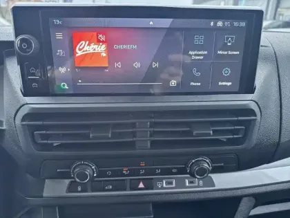 Photo 39 Peugeot Expert  FGN M DIESEL 120 CH MANUELLE