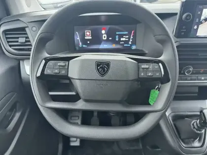 Photo 9 Peugeot Expert  FGN M DIESEL 120 CH MANUELLE