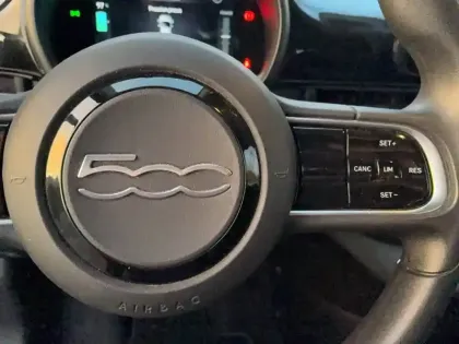 Photo 16 Fiat 500  e 95 ch