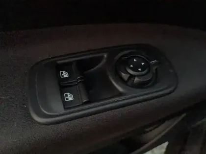 Photo 11 Fiat 500  e 95 ch