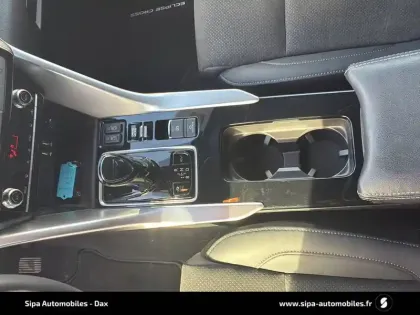 Photo 52 Mitsubishi Eclipse  Cross 2.4 MIVEC PHEV Twin Motor 4WD