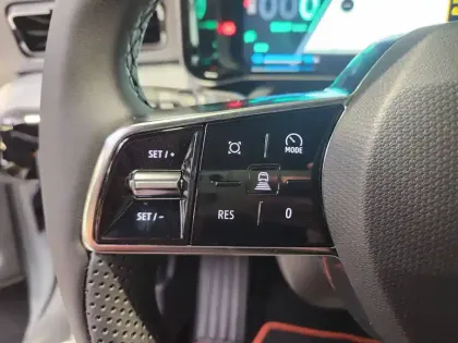 Photo 13 Renault 5 Renault  E-Tech Electrique 10 ch autonomie confort