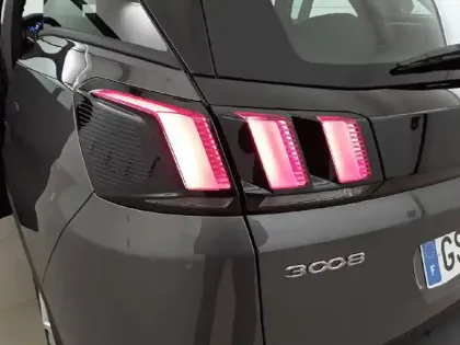 Photo 16 Peugeot 3008  BlueHDi 130ch S&S EAT8