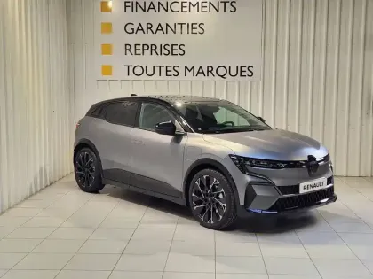 Photo 37 Renault Megane  E-Tech 220 ch autonomie confort
