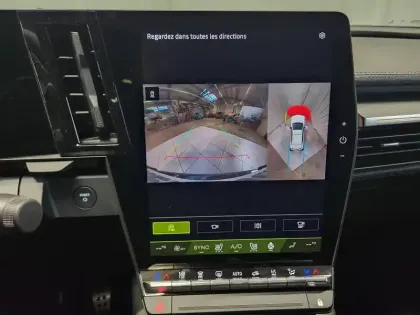 Photo 30 Renault Megane  E-Tech 220 ch autonomie confort