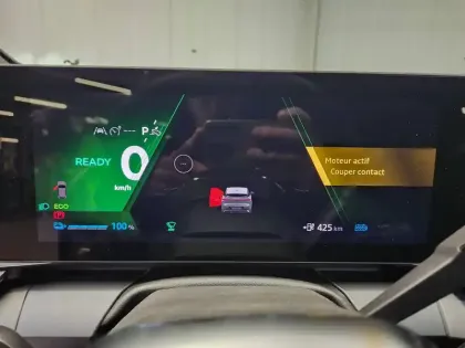 Photo 14 Renault Megane  E-Tech 220 ch autonomie confort