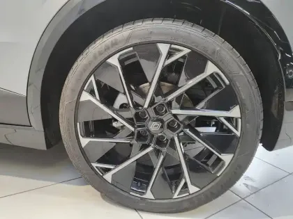 Photo 27 Renault Megane  E-Tech 220 ch autonomie confort