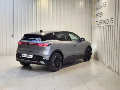 Photo 20 Renault Megane  E-Tech 220 ch autonomie confort