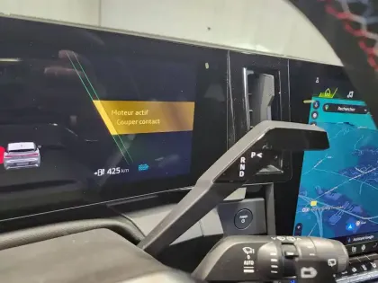 Photo 33 Renault Megane  E-Tech 220 ch autonomie confort