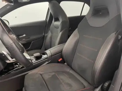 Photo 14 Mercedes Classe A  200 d 8G-DCT