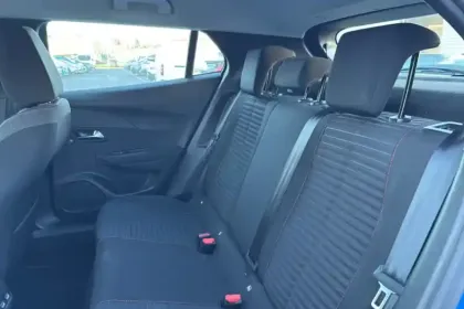 Photo 10 Peugeot 2008  Moteur électrique 136 ch