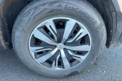 Photo 11 Peugeot 2008  Moteur électrique 136 ch