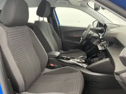 Photo 58 Peugeot 2008  Moteur électrique 136 ch