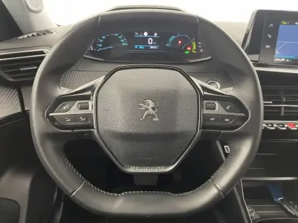 Photo 55 Peugeot 2008  Moteur électrique 136 ch