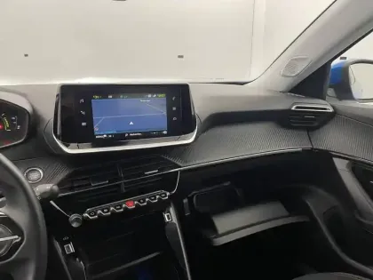 Photo 59 Peugeot 2008  Moteur électrique 136 ch