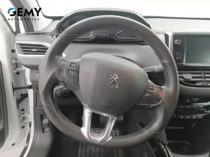 Photo 12 Peugeot 2008  PureTech 82ch S&S BVM5