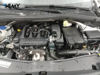 Photo 14 Peugeot 2008  PureTech 82ch S&S BVM5