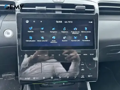 Photo 11 Hyundai Tucson  1.6 T-GDI 230 Hybrid BVA6