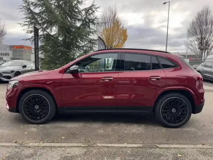 Photo 43 Mercedes GLA  200 d 8G-DCT