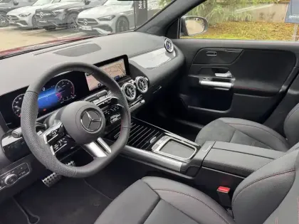 Photo 30 Mercedes GLA  200 d 8G-DCT