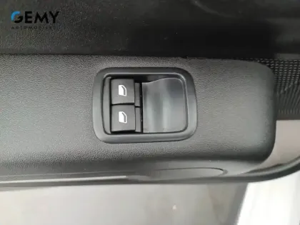 Photo 11 Citroën C3  PureTech 83 S&S BVM5